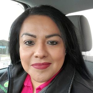 Meet your Posher, Alicia